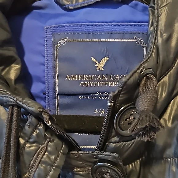 American Eagle black jacket with hood - Picture 2 of 3